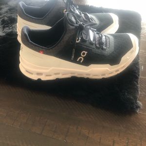 Cloud nine tennis shoes